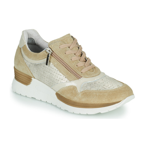 Shoes Women Low top trainers André ARLE Beige