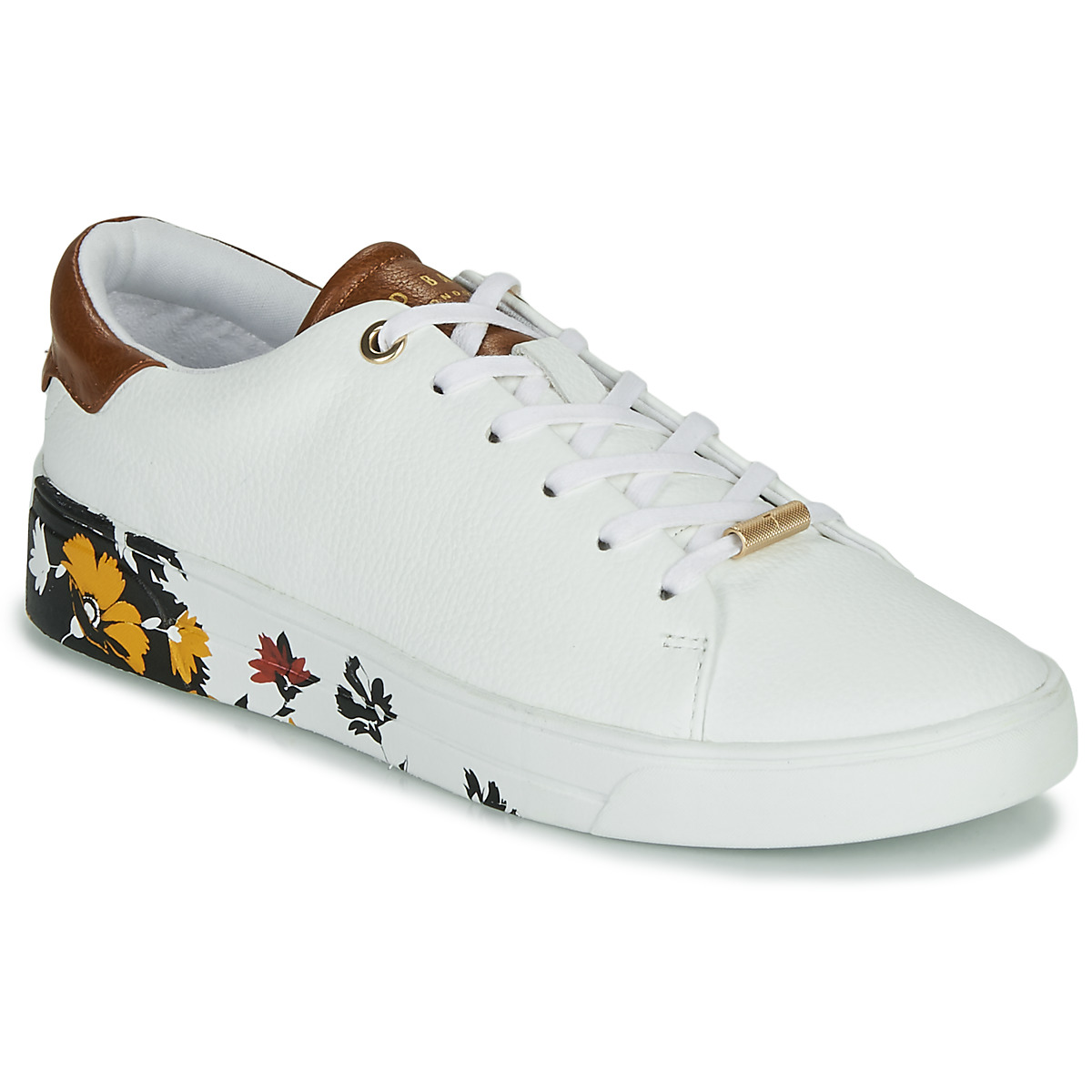 ted baker  wenil  women's shoes (trainers) in white