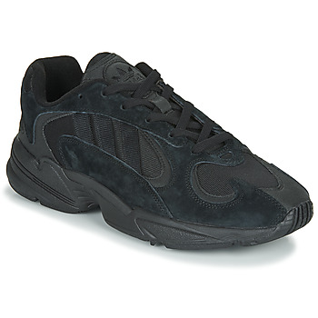 Shoes Men Low top trainers adidas Originals YUNG 1 Black