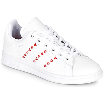 Adidas  STAN SMITH J  girls's Children's Shoes (Trainers) in White. Sizes available:4 kid,Kid 4,Kid 5