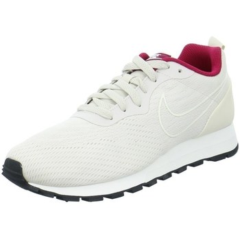 Shoes Women Low top trainers Nike MD Runner 2 Cherry , White