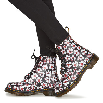 Dr. Martens 1460 PASCAL Black / White / Red
