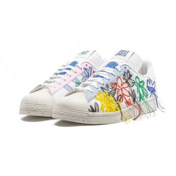 Shoes Low top trainers adidas Originals Superstar x Sean Wotherspoon White/Off-White