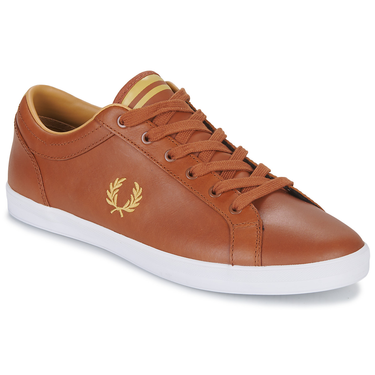 fred perry  baseline leather  men's shoes (trainers) in brown