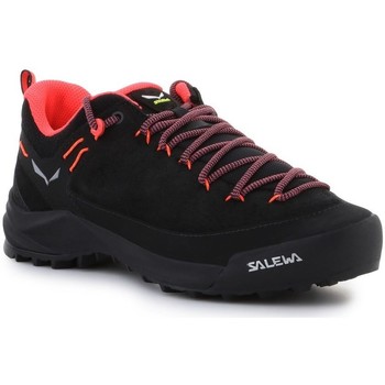 Salewa  Wildfire Leather  women's Walking Boots in Black