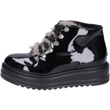 Lunatik  BE124 Ankle boots Patent leather  women's Low Ankle Boots in Black
