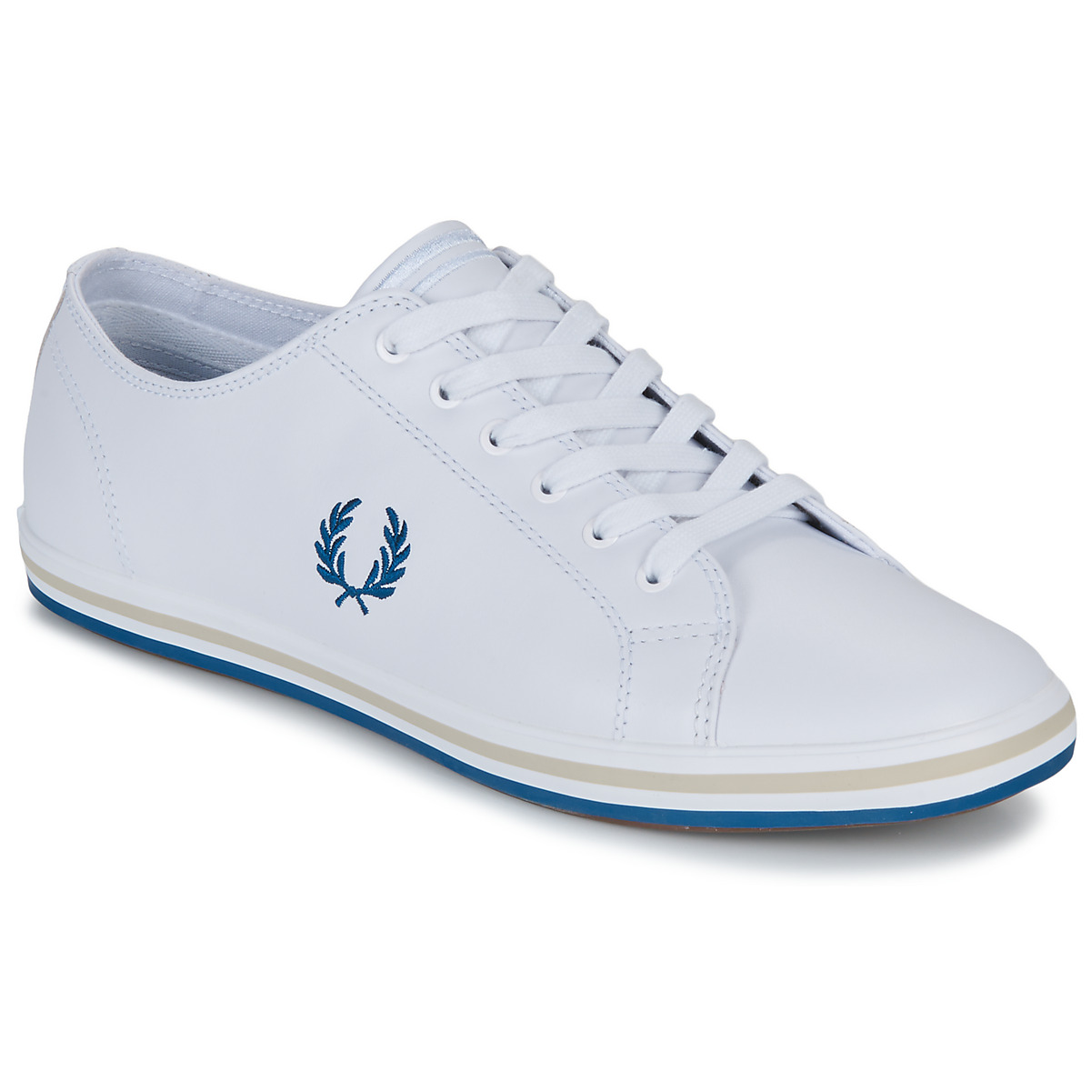fred perry  kingston leather  men's shoes (trainers) in white