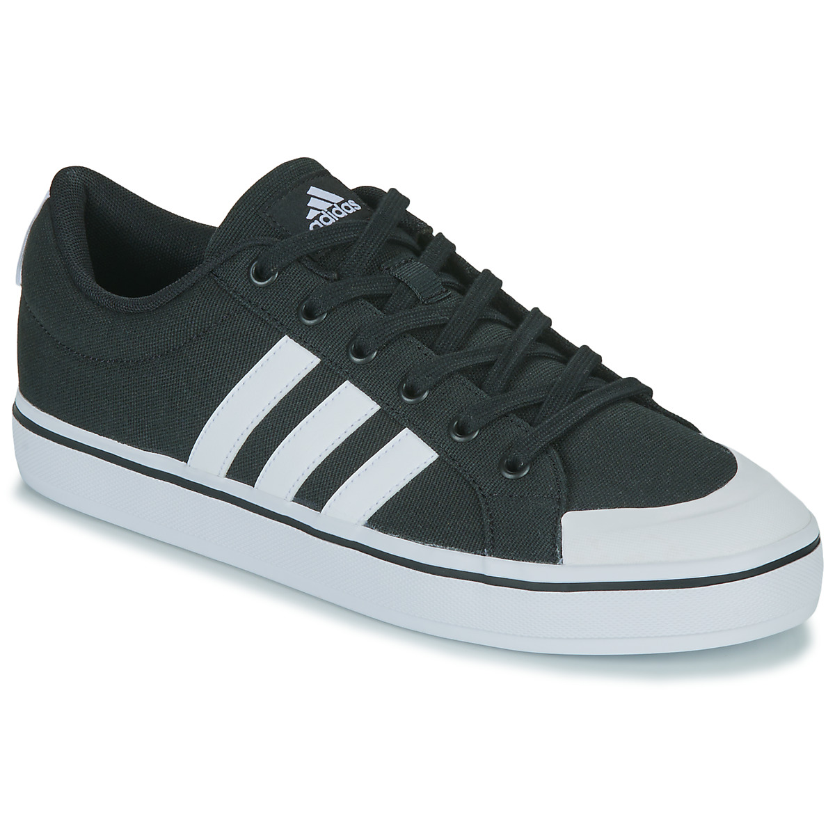 Shoes Men Low top trainers Adidas Sportswear BRAVADA 2.0 Black / White