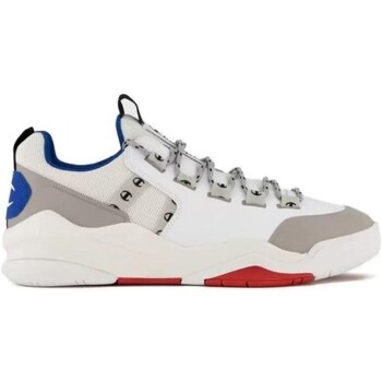 Shoes Men Low top trainers Champion Z95 Low White