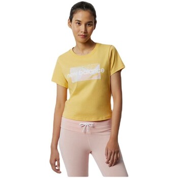 Clothing Women Short-sleeved t-shirts New Balance Essentials Yellow