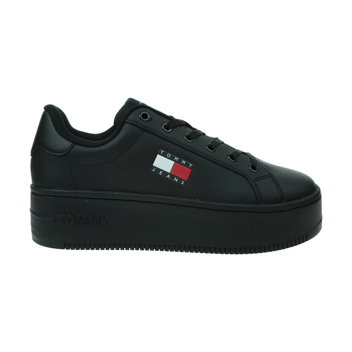 Tommy Hilfiger shoes. Shop men's and women's Tommy Hilfiger trainers.