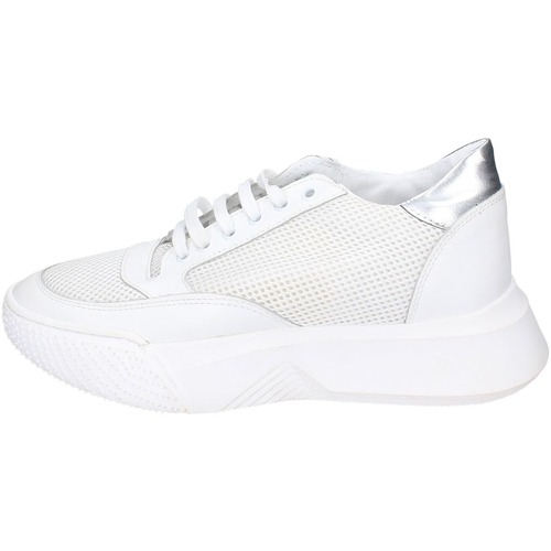 Shoes Women Trainers Xagon Man EY133 White