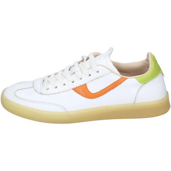 Shoes Women Trainers Moma EY604 3AS420 White