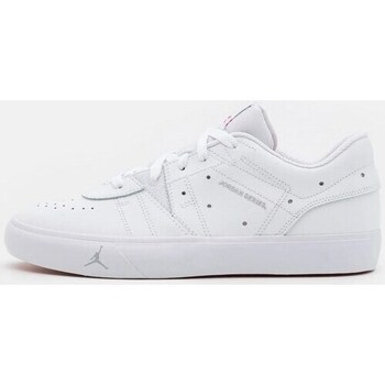 Shoes Men Low top trainers Nike Jordan Series Es White
