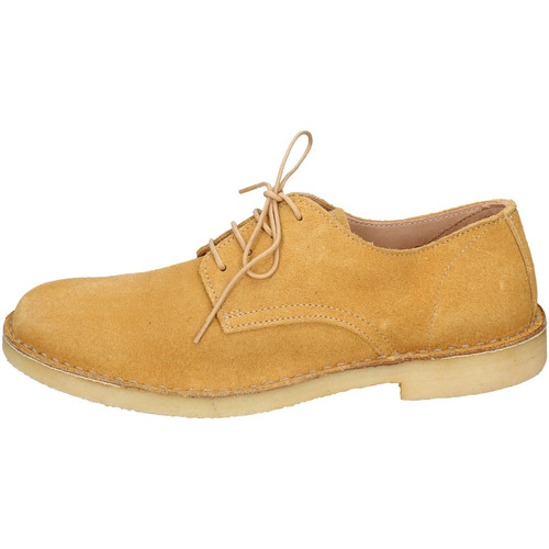 Shoes Men Derby Shoes & Brogues Astorflex EY750 Yellow
