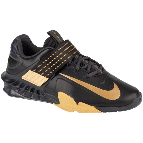 Shoes Men Low top trainers Nike Savaleos Black, Golden
