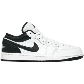 Shoes Men Low top trainers Nike Air Jordan 1 Low Black, White