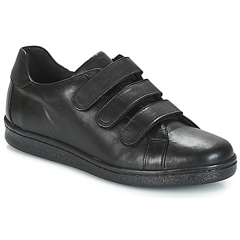 André  AVENUE  men's Shoes (Trainers) in Black. Sizes available:6.5